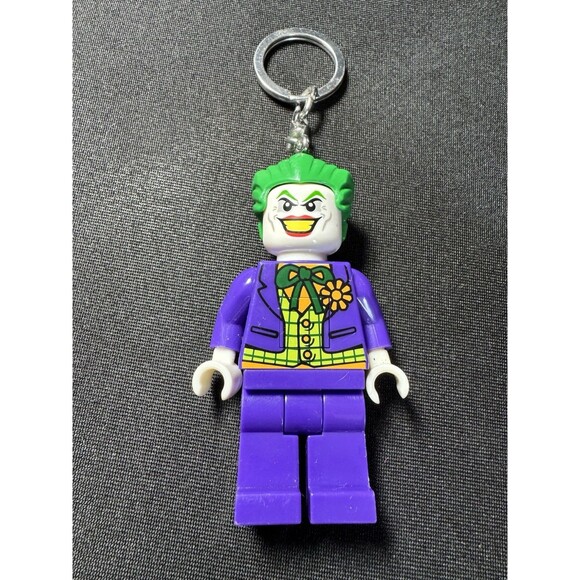 LEGO Keychain Figure with LED Light - THE JOKER (DC) (3 inch) - Mint Mini Figure - Picture 2 of 7